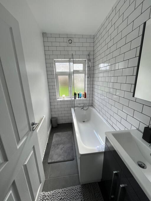 Castle Court Apartment Лондон Екстер'єр фото